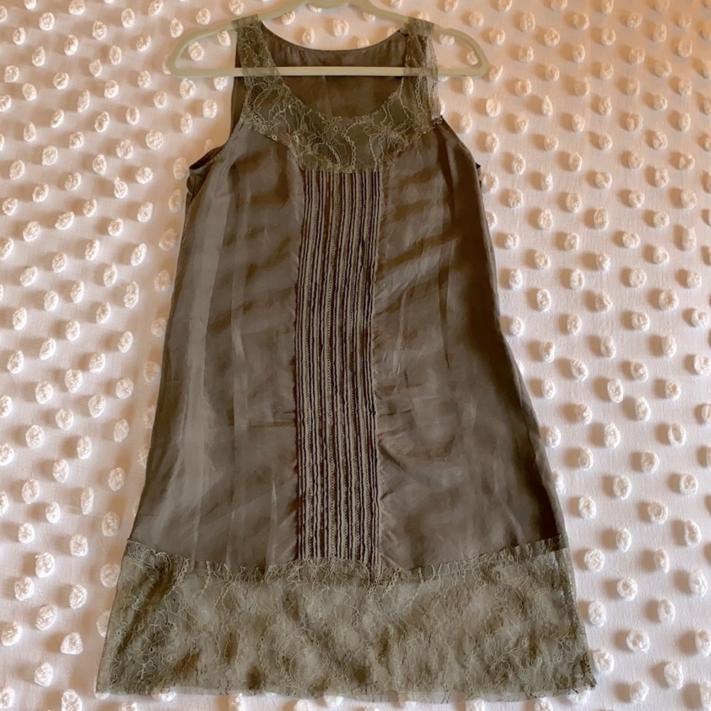 Beautiful Lacey ANTHRO silk dress
